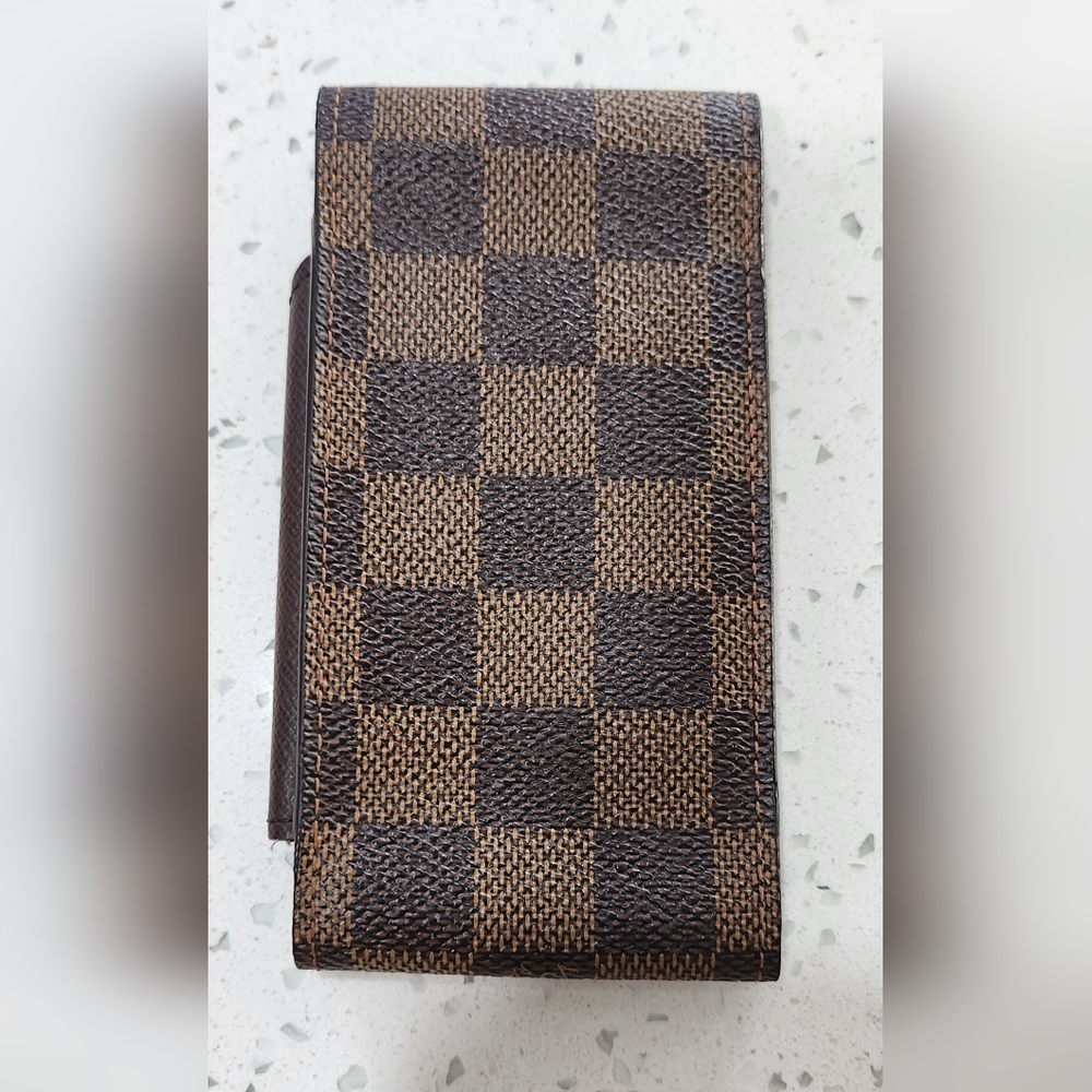Louis Vuitton Damier Cigarette Pouch - Picture 2 of 16